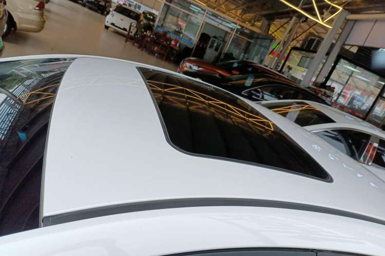 Used MG GT 2016 1.5L Automatic Value-Added Luxury Edition Roof