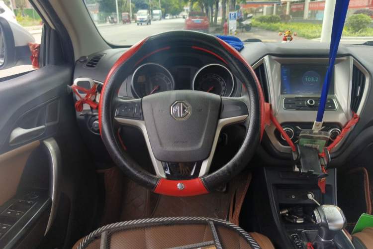 Used MG GT 2016 1.5T Automatic Value-Added Luxury Edition Steering Wheel