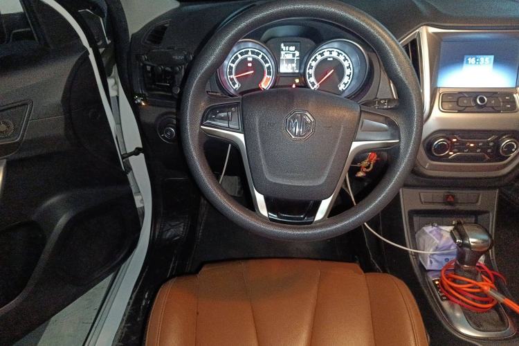 Used MG GT 2016 1.5T Automatic Value-Added Luxury Edition Steering Wheel
