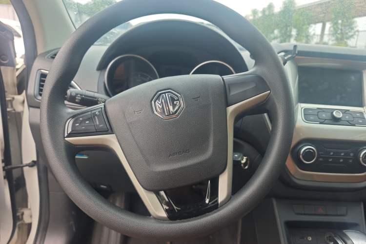 Used MG GT 2016 1.5L Automatic Value-Added Luxury Edition Steering Wheel