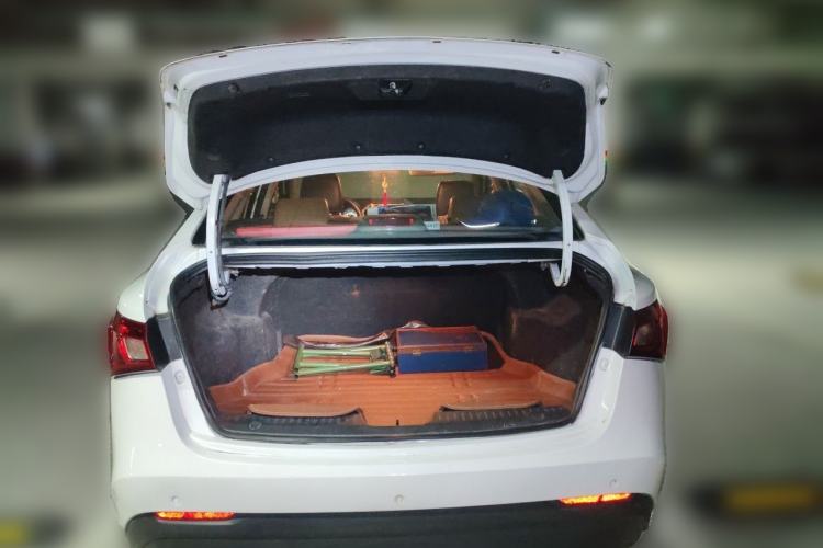 Used MG GT 2016 1.5T Automatic Value-Added Luxury Edition Trunk