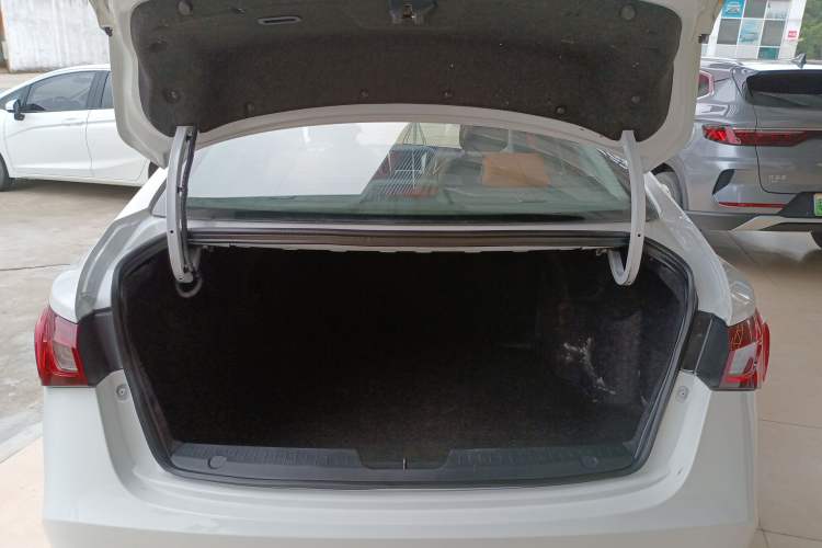 Used MG GT 2016 1.5L Automatic Value-Added Luxury Edition Trunk