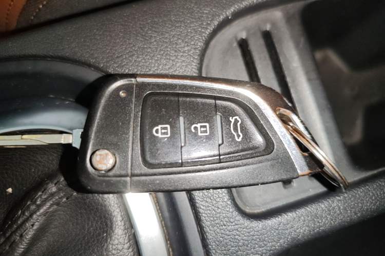 Used MG GT 2016 1.4TGI TST Dual-Clutch Luxury Edition Vehicle Key