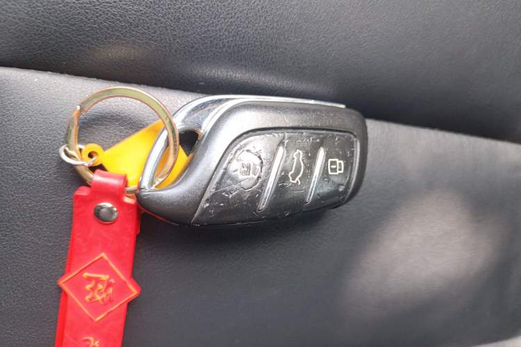 Used MG HS 2018 20T Automatic Two-Wheel Drive Hormone Dynamic Edition China V Standard Interior 1