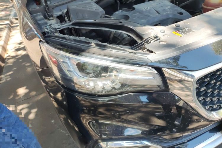Used MG HS 2018 20T Automatic Two-Wheel Drive Hormone Dynamic Edition China V Standard Right Front Headlight