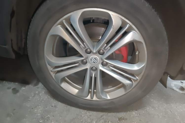 Used MG HS 2018 30T Automatic 2WD Trophy Hormone-Driven Edition China V Standard Right Front Wheel Hub
