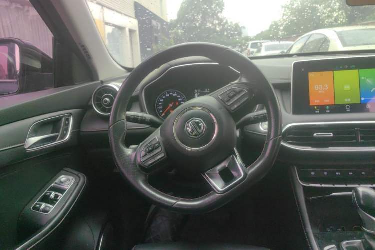 Used MG HS 2018 20T Automatic Two-Wheel Drive Hormone Dynamic Edition China V Standard Steering Wheel