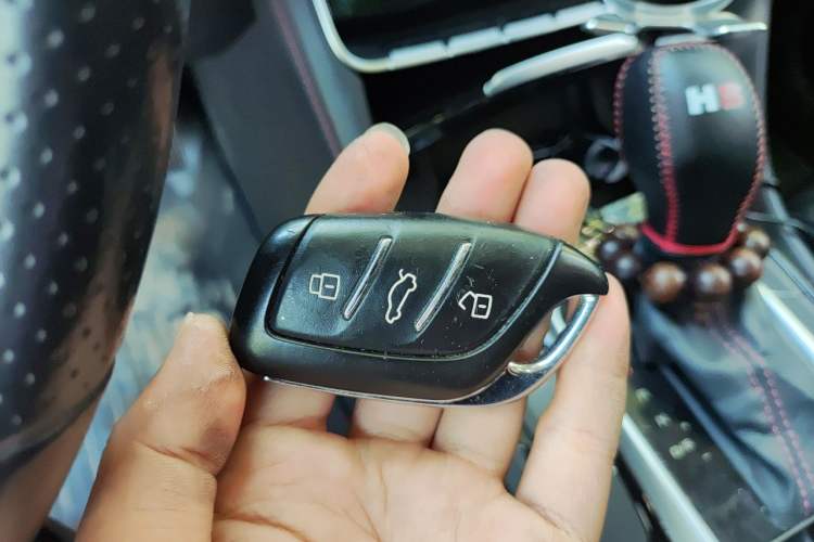 Used MG HS 2018 20T Automatic Two-Wheel Drive Hormone Dynamic Edition China V Standard Vehicle Key
