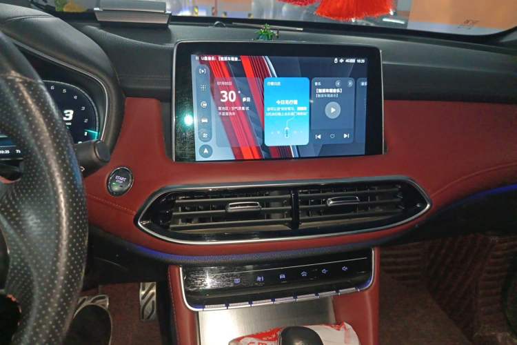 Used MG HS 2018 30T Automatic All-Wheel Drive Trophy Hormone-Infused Version China V Standard Audio And AC Panel