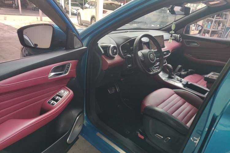 Used MG HS 2018 30T Automatic All-Wheel Drive Trophy Hormone-Infused Version China V Standard Driver Seat