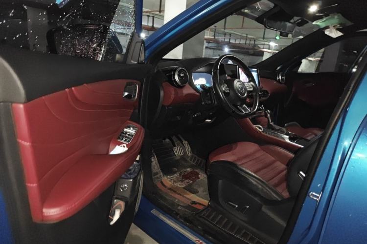 Used MG HS 2018 30T Automatic Two-Wheel Drive Trophy Edition—High-Octane V-Model Driver Seat