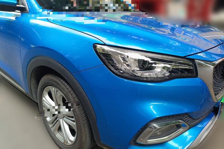 Used MG HS 2018 30T Automatic Two-Wheel Drive Trophy Edition—High-Octane V-Model Front Right 45 Deg
