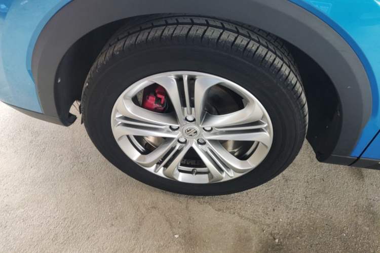 Used MG HS 2018 30T Automatic All-Wheel Drive Trophy Hormone-Infused Version China V Standard Left Front Wheel Hub