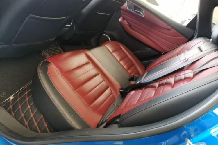 Used MG HS 2018 30T Automatic Two-Wheel Drive Trophy Edition—High-Octane V-Model Left Rear Seat