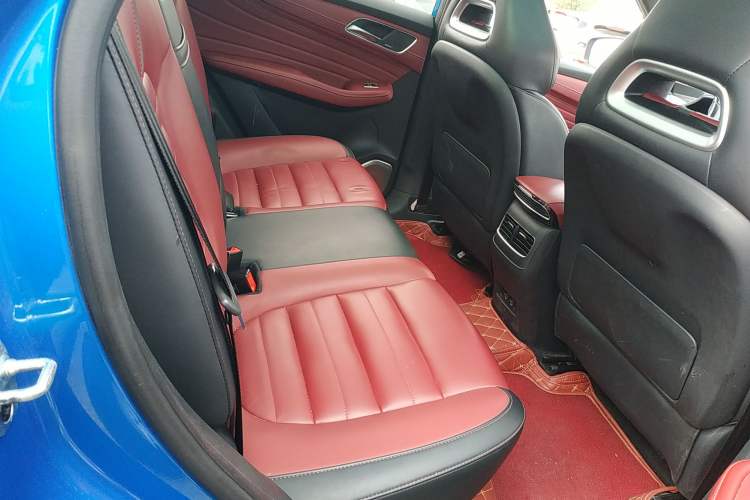 Used MG HS 2018 30T Automatic Two-Wheel Drive Trophy Edition—High-Octane V-Model Right Rear Seat