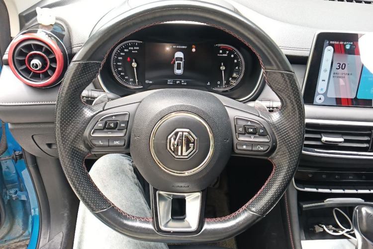 Used MG HS 2018 20T Automatic Two-Wheel Drive Hormone Passion Edition China V Standard Steering Wheel