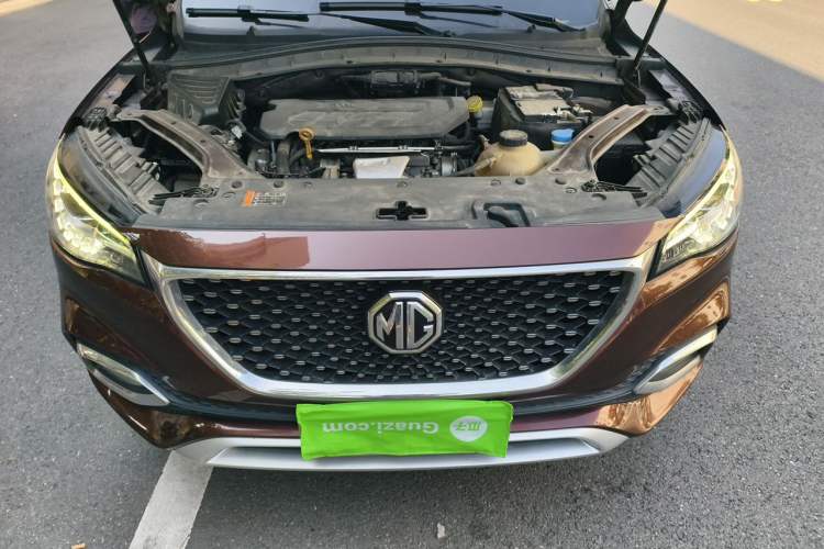 Used MG HS 2018 30T Automatic Two-Wheel Drive Trophy Edition—High-Octane V-Model Engine Bay