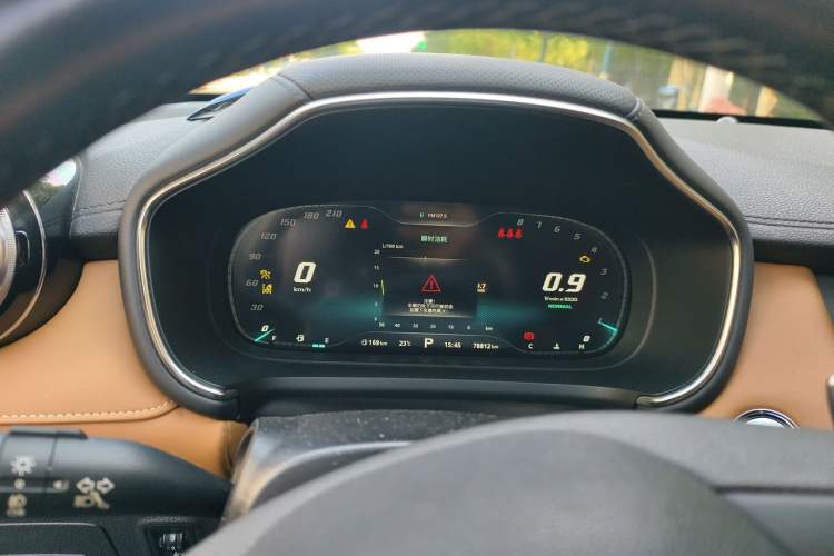 Used MG HS 2018 30T Automatic Two-Wheel Drive Trophy Edition—High-Octane V-Model Instrument Cluster