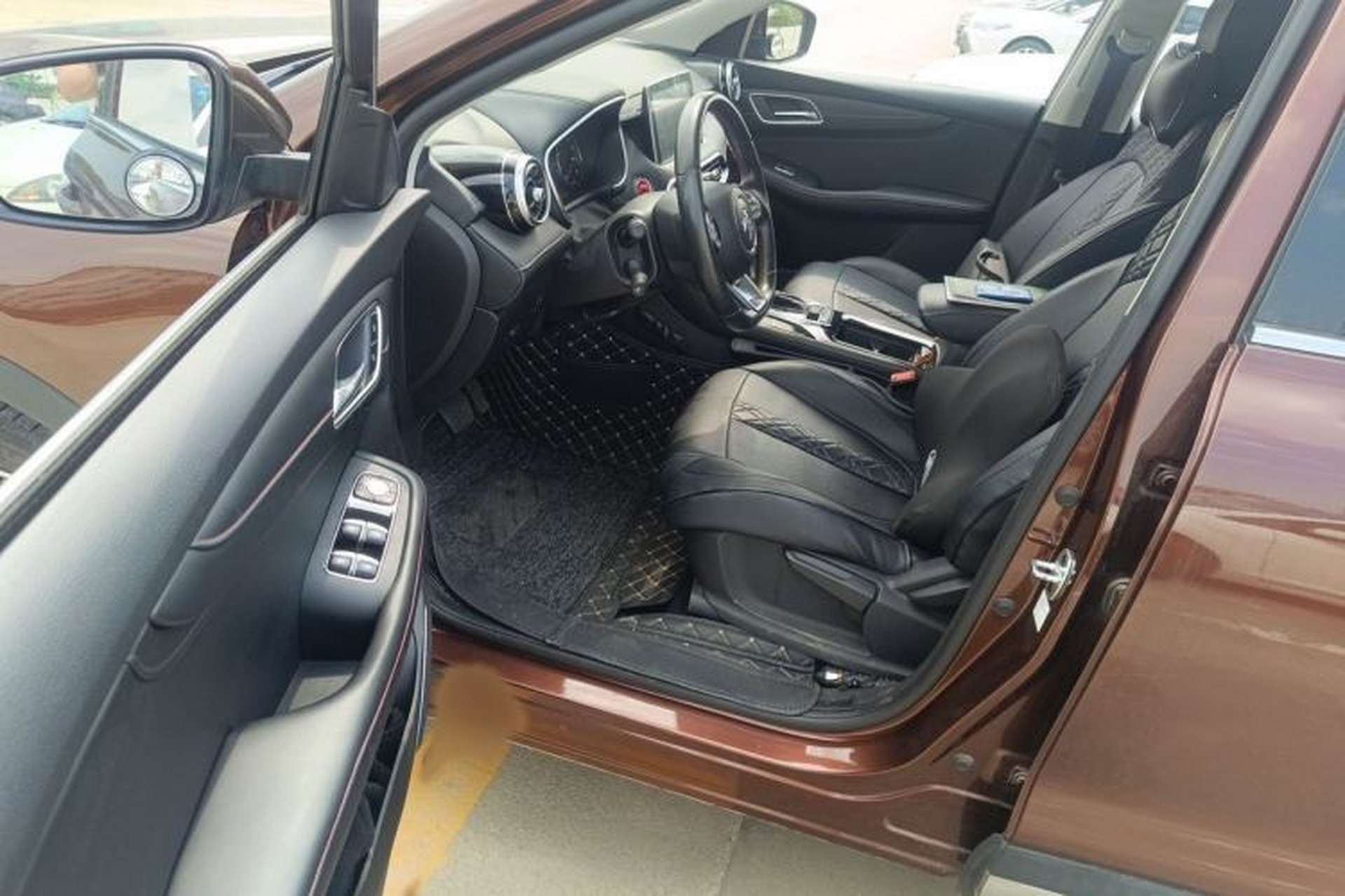 Used MG HS 2018 20T Automatic Two-Wheel Drive Hormone Dynamic Edition China V Standard Interior 3