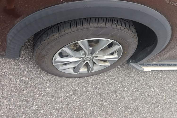 Used MG HS 2018 20T Automatic Two-Wheel Drive Hormone Dynamic Edition China V Standard Left Front Wheel Hub