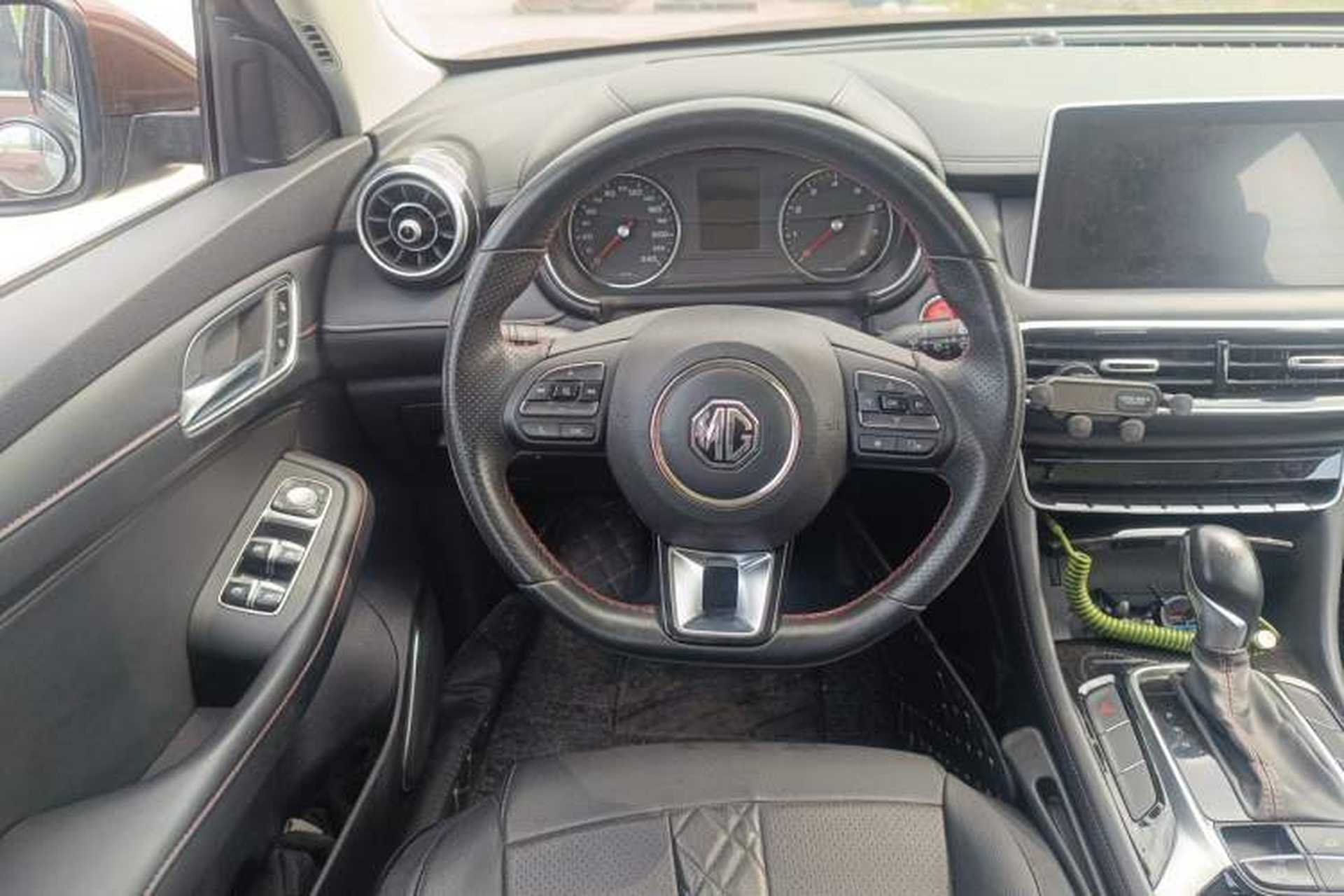 Used MG HS 2018 20T Automatic Two-Wheel Drive Hormone Dynamic Edition China V Standard Steering Wheel