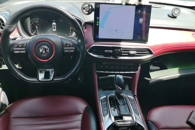 Used MG HS 2018 30T Automatic 2WD Trophy Hormone-Driven Edition China V Standard Center Console