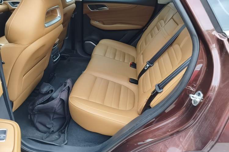 Used MG HS 2018 30T Automatic All-Wheel Drive Trophy Hormone-Infused Version China V Standard Left Rear Seat