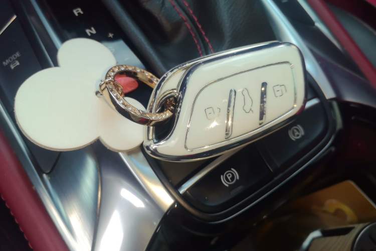 Used MG HS 2018 30T Automatic All-Wheel Drive Trophy Hormone-Infused Version China V Standard Vehicle Key