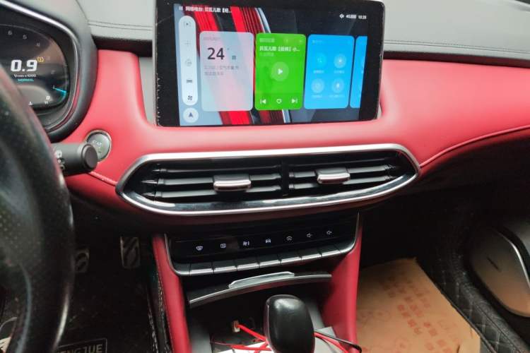 Used MG HS 2018 30T Automatic All-Wheel Drive Trophy Hormone-Infused Version China V Standard Audio And AC Panel