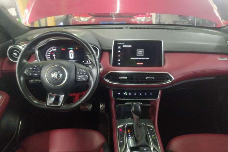 Used MG HS 2018 30T Automatic 2WD Trophy Hormone-Driven Edition China V Standard Center Console