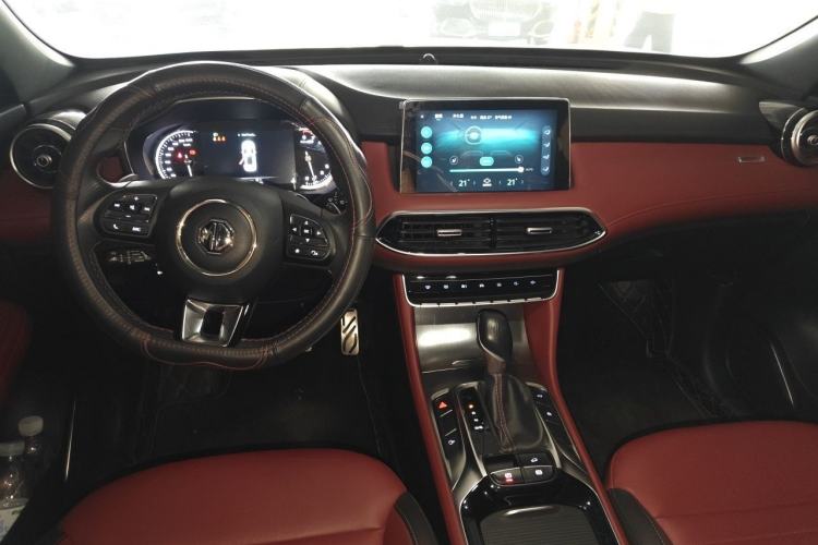 Used MG HS 2018 30T Automatic 2WD Hormone Passion Edition China V Standard Center Console
