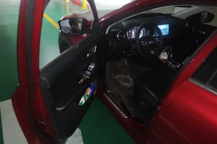 Used MG HS 2018 20T Automatic Two-Wheel Drive Hormone Passion Edition China V Standard Driver Seat