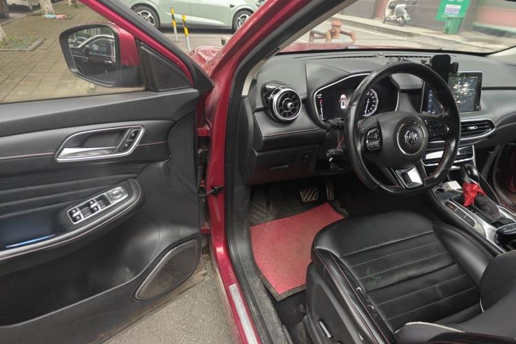 Used MG HS 2018 20T Automatic Two-Wheel Drive Hormone Passion Edition China V Standard Driver Seat