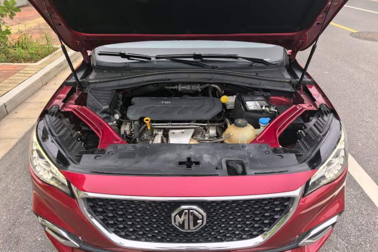 Used MG HS 2018 30T Automatic Two-Wheel Drive Trophy Edition—High-Octane V-Model Engine Bay
