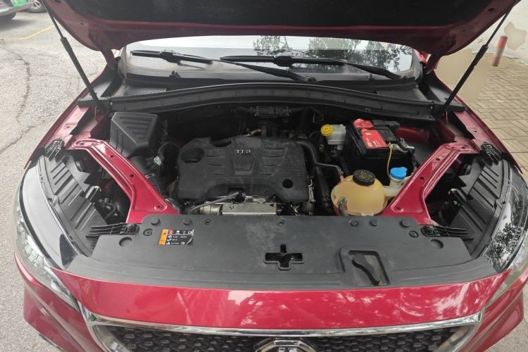 Used MG HS 2018 20T Automatic Two-Wheel Drive Hormone Passion Edition China V Standard Engine Bay