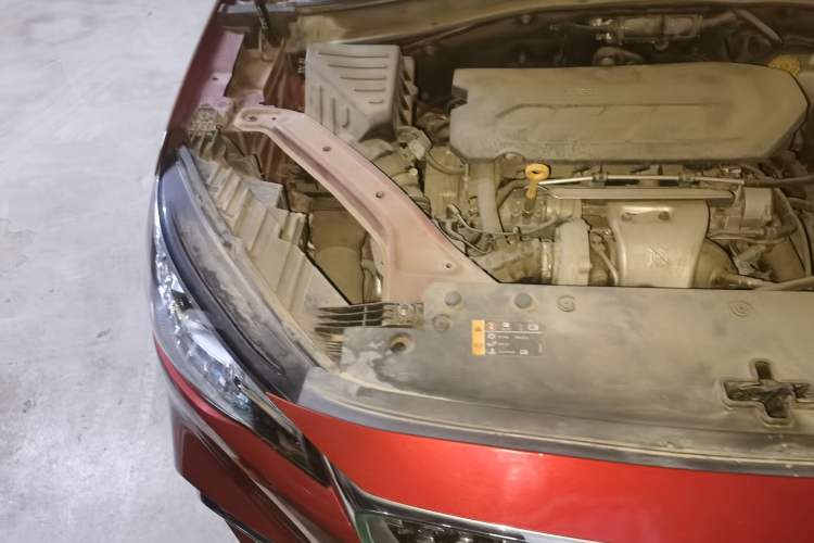 Used MG HS 2018 30T Automatic 4x4 Trophy "Hormone of Passion" Edition China V Standard Engine Bay Right
