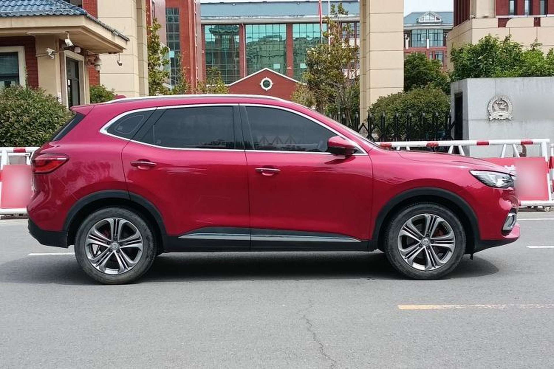 Used MG HS 2018 30T Automatic All-Wheel Drive Trophy Hormone-Infused Version China V Standard Exterior 3