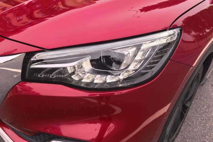 Used MG HS 2018 30T Automatic Two-Wheel Drive Trophy Edition—High-Octane V-Model Exterior 6