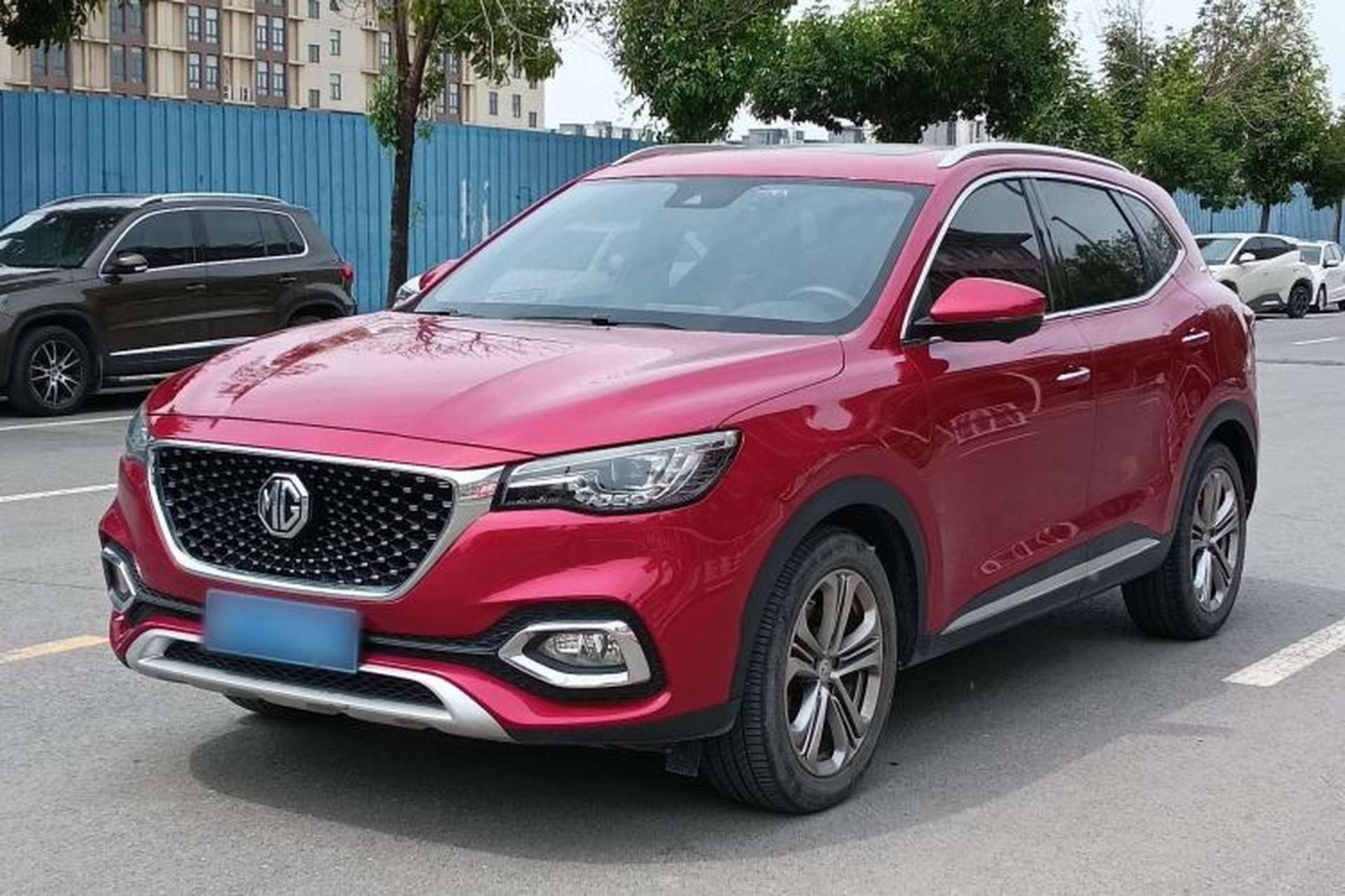 Used MG HS 2018 30T Automatic All-Wheel Drive Trophy Hormone-Infused Version China V Standard Front Left 45 Deg