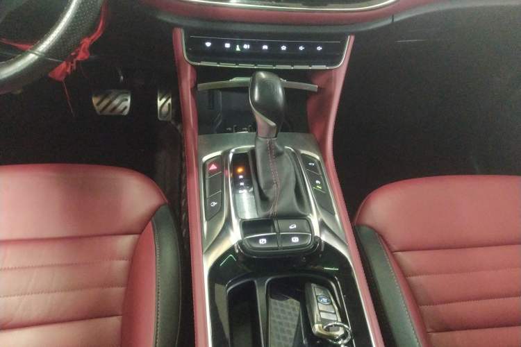 Used MG HS 2018 30T Automatic 2WD Trophy Hormone-Driven Edition China V Standard Gear Lever