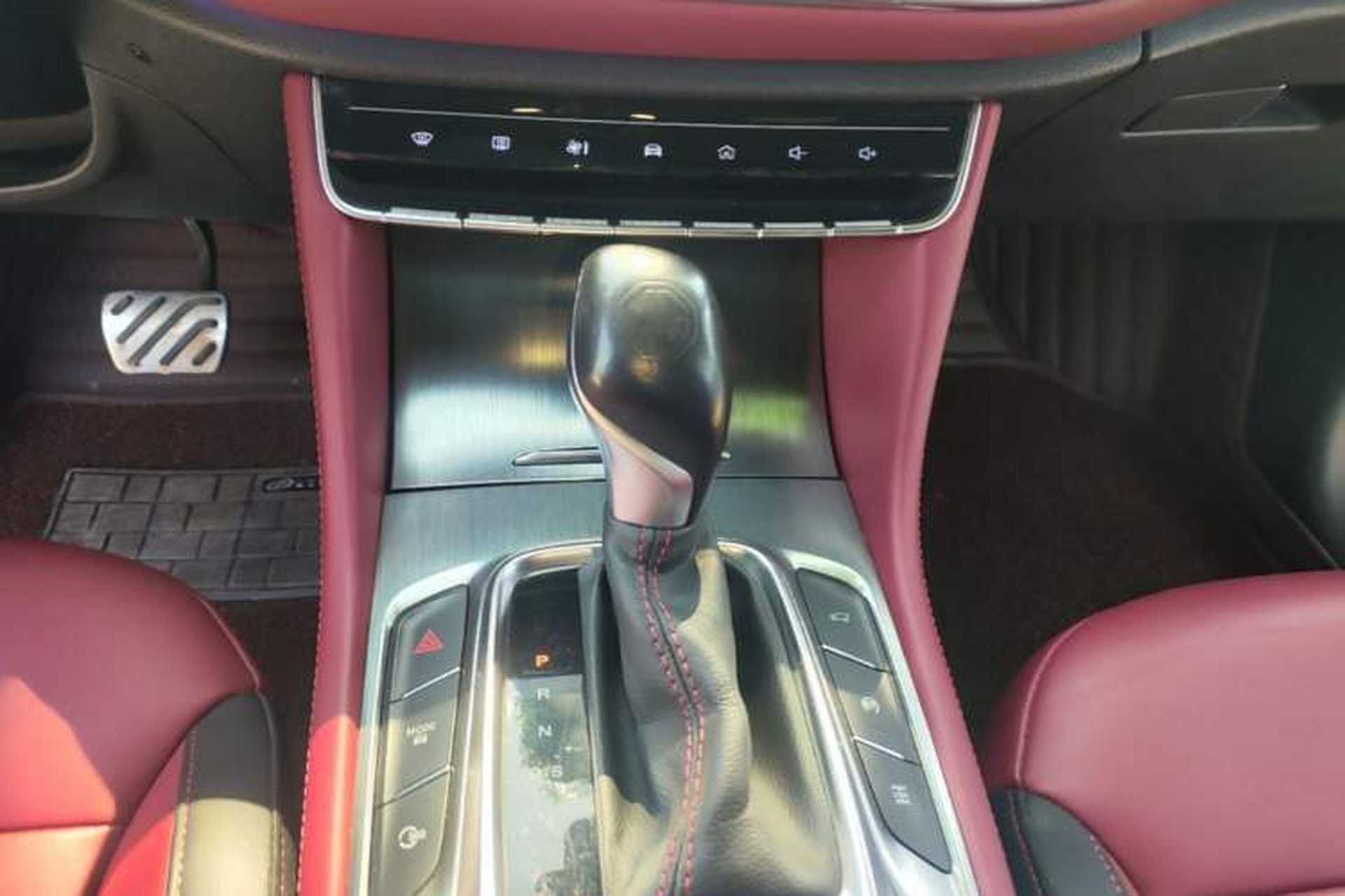 Used MG HS 2018 30T Automatic All-Wheel Drive Trophy Hormone-Infused Version China V Standard Gear Lever