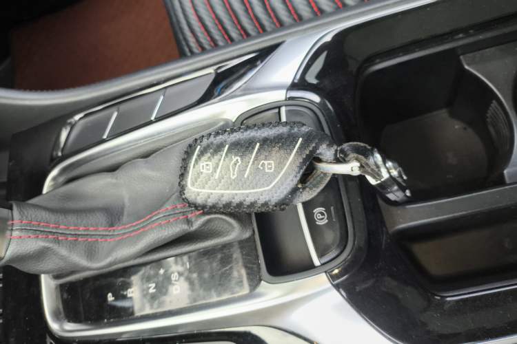 Used MG HS 2018 20T Automatic Two-Wheel Drive Hormone Dynamic Edition China V Standard Interior 1