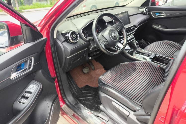Used MG HS 2018 20T Automatic Two-Wheel Drive Hormone Dynamic Edition China V Standard Interior 3