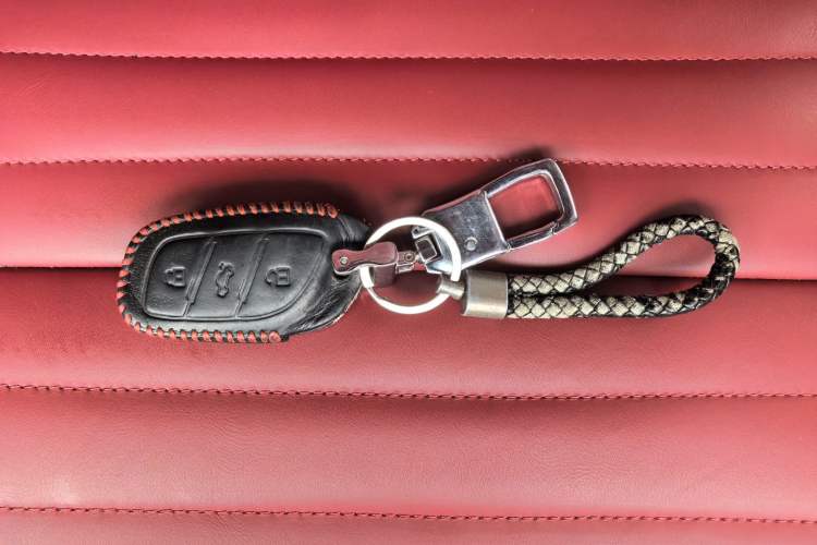 Used MG HS 2018 30T Automatic Two-Wheel Drive Trophy Edition—High-Octane V-Model Interior 4