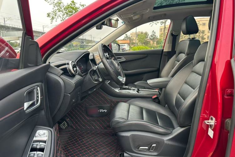 Used MG HS 2018 20T Automatic Two-Wheel Drive Hormone Dynamic Edition China V Standard Interior 4