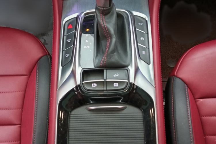 Used MG HS 2018 30T Automatic All-Wheel Drive Trophy Hormone-Infused Version China V Standard Interior 5