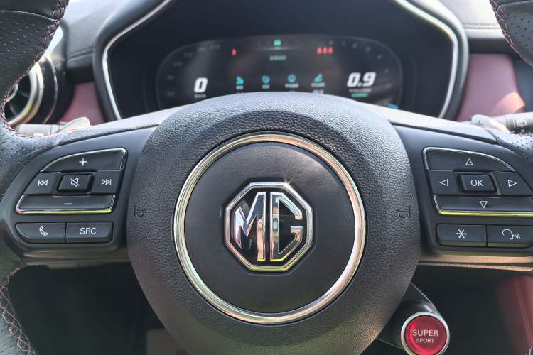 Used MG HS 2018 30T Automatic All-Wheel Drive Trophy Hormone-Infused Version China V Standard Interior 6