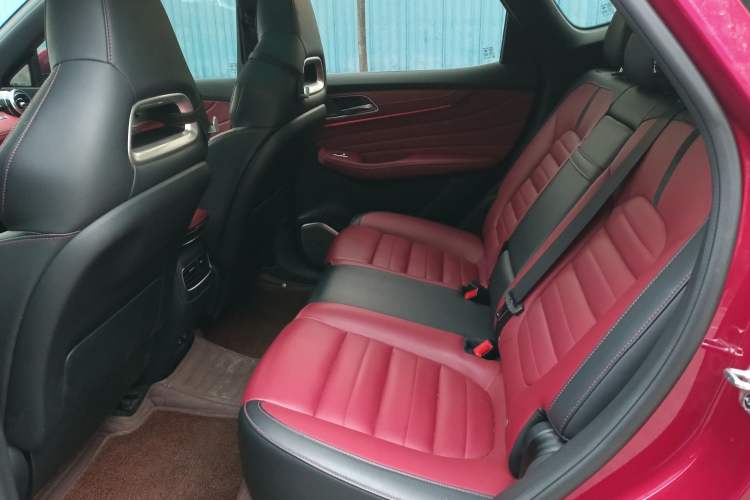 Used MG HS 2018 30T Automatic All-Wheel Drive Trophy Hormone-Infused Version China V Standard Interior 7