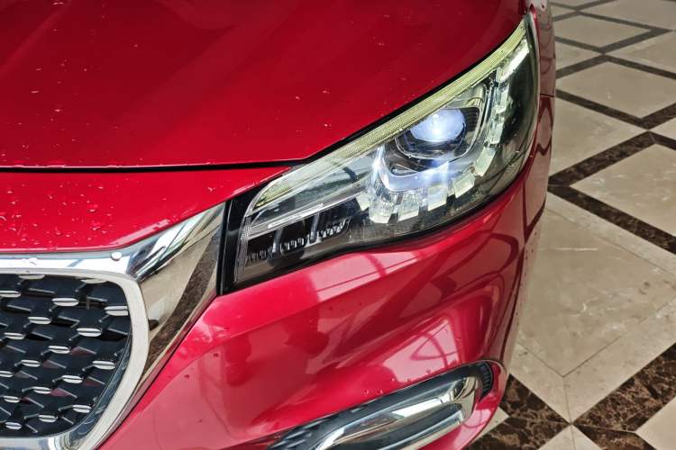 Used MG HS 2018 20T Automatic Two-Wheel Drive Hormone Passion Edition China V Standard Left Front Headlight