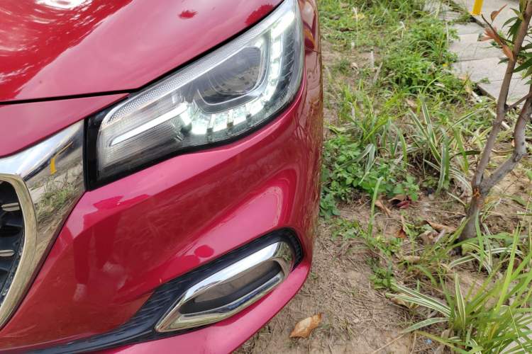 Used MG HS 2018 20T Automatic Two-Wheel Drive Hormone Dynamic Edition China V Standard Left Front Headlight